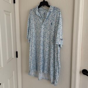 johnnie-O Light Blue Pattern Polo Shirt Santa Monica scenes